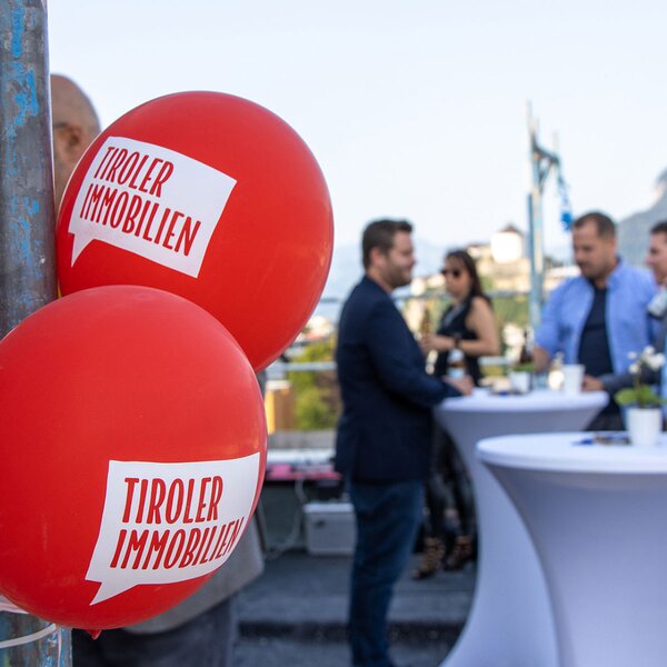 Sundowner am Penthaus der Salurnerstraße | © Tiroler Immobilien