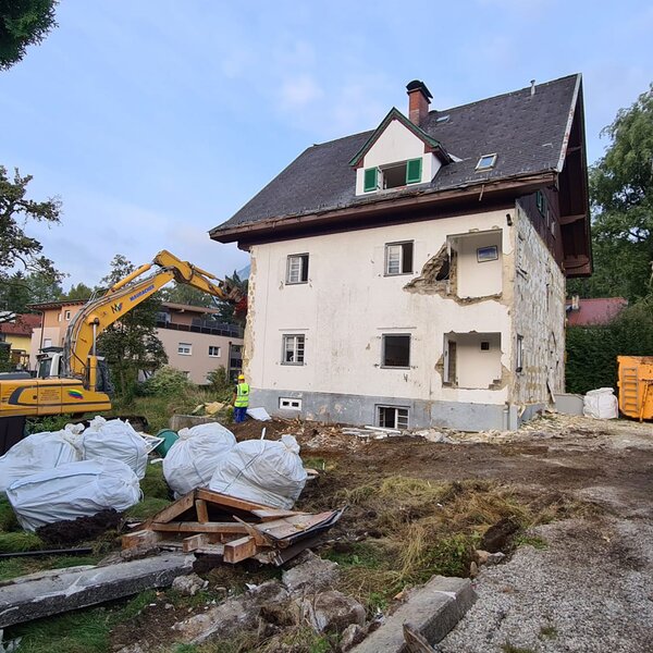 Abbrucharbeiten Dokotor-Prem-Straße