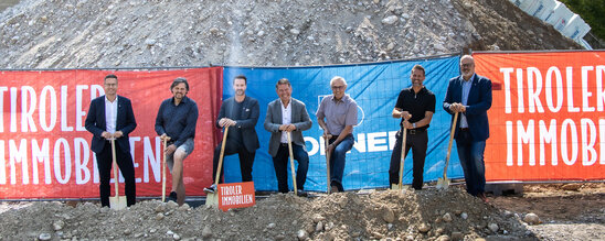 Gruppenfoto Spatenstich Ebbs | © Tiroler Immobilien
